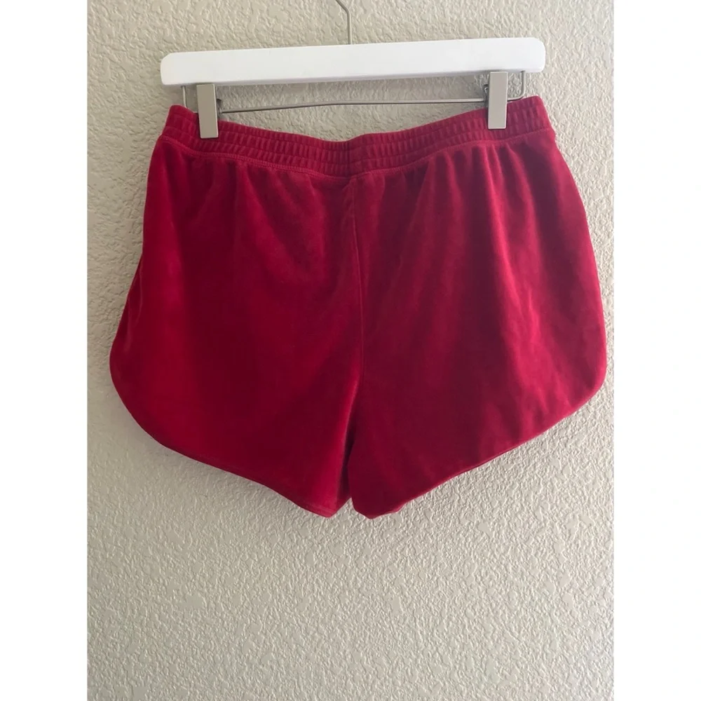 Hollister adorable velour